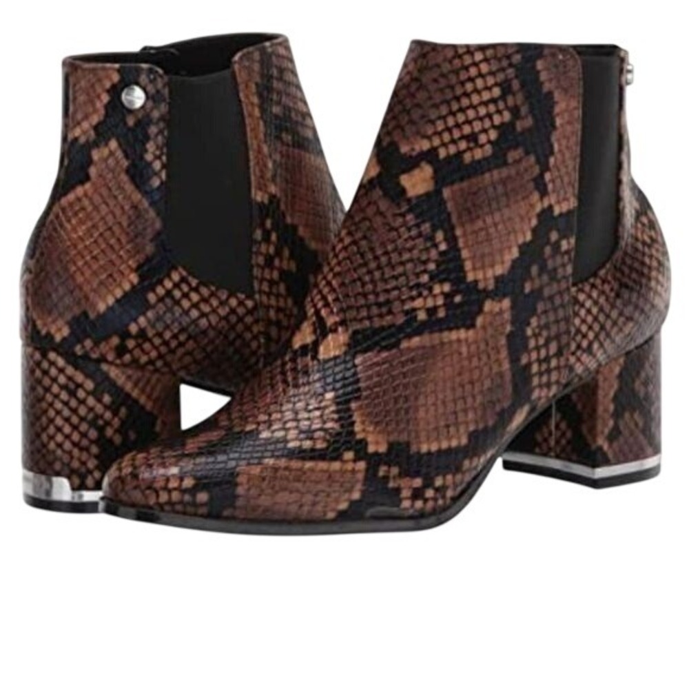 CALVIN Klein Women's Fioranna Booties Cuoio/Dark Walnut snakeskin python size 8